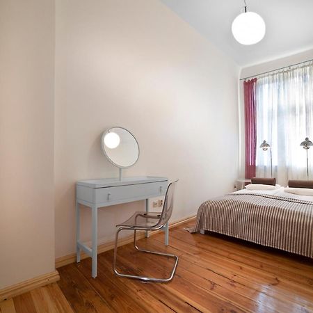 Apartamenty Pomaranczarnia Poznań Exteriör bild