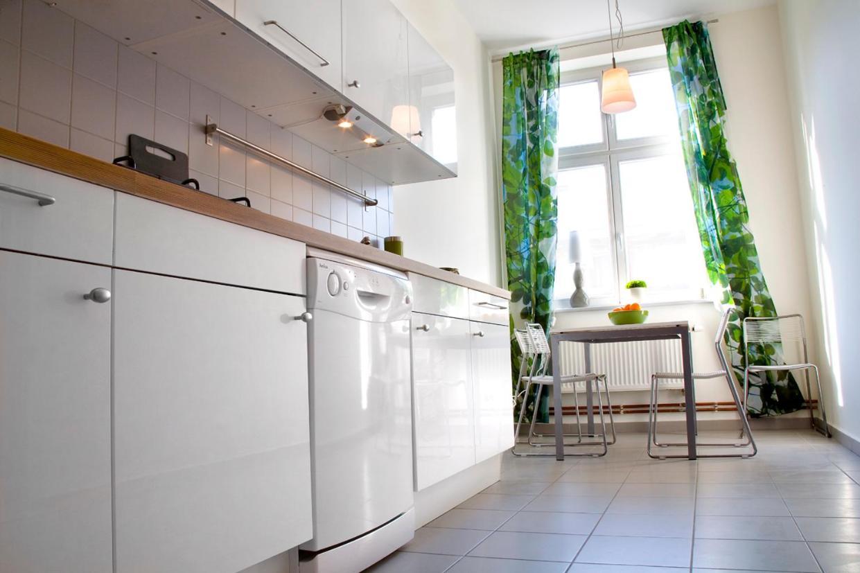 Apartamenty Pomaranczarnia Poznań Exteriör bild