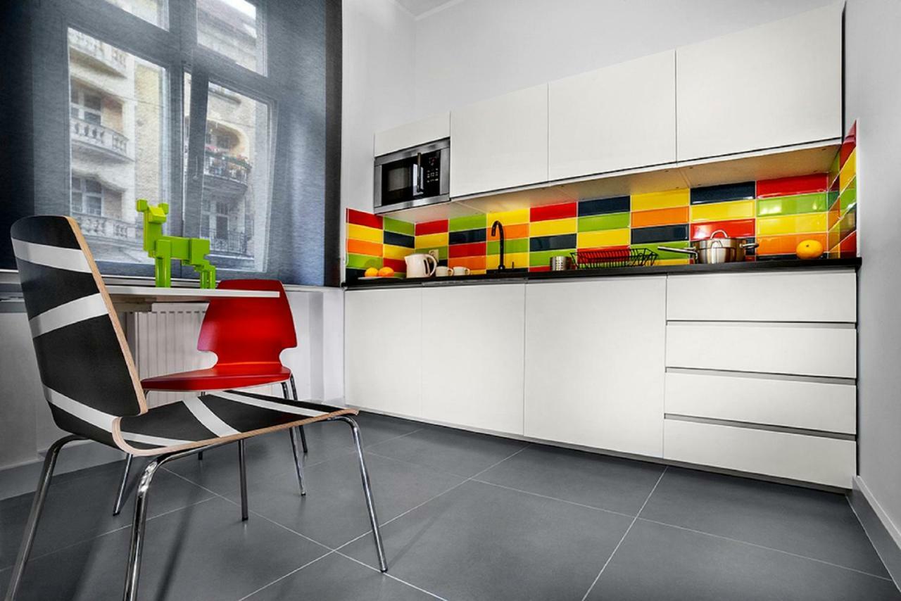 Apartamenty Pomaranczarnia Poznań Exteriör bild